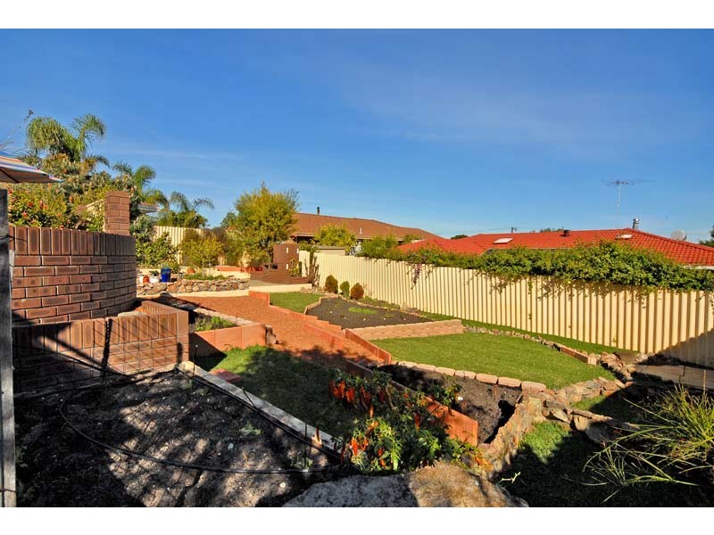 180 Waterford Drive, Hillarys WA 6025