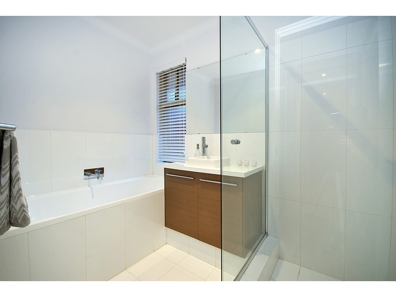 2 METROLINER DRV, Currambine WA 6028