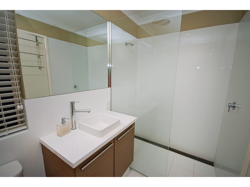 2 METROLINER DRV, Currambine WA 6028