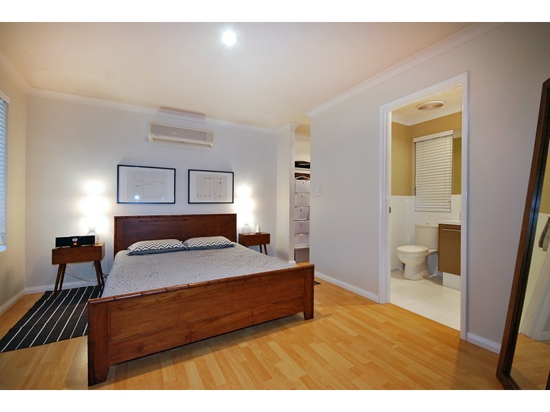 2 METROLINER DRV, Currambine WA 6028