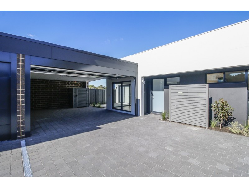 Lot 4/14 Ruthven Place, Duncraig WA 6023
