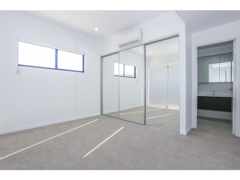 Lot 4/14 Ruthven Place, Duncraig WA 6023
