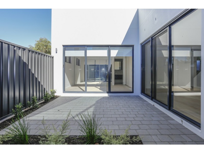 Lot 4/14 Ruthven Place, Duncraig WA 6023