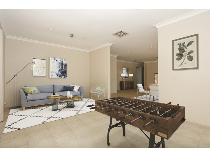 8 Tangent Court, Mullaloo WA 6027