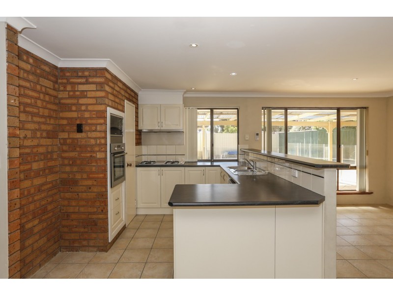 8 Tangent Court, Mullaloo WA 6027