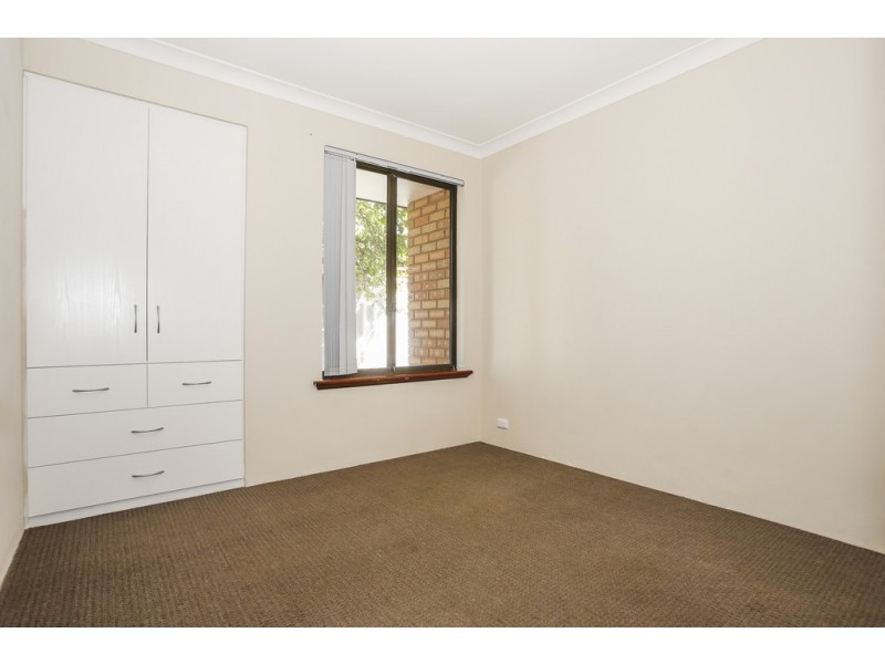 8 Tangent Court, Mullaloo WA 6027