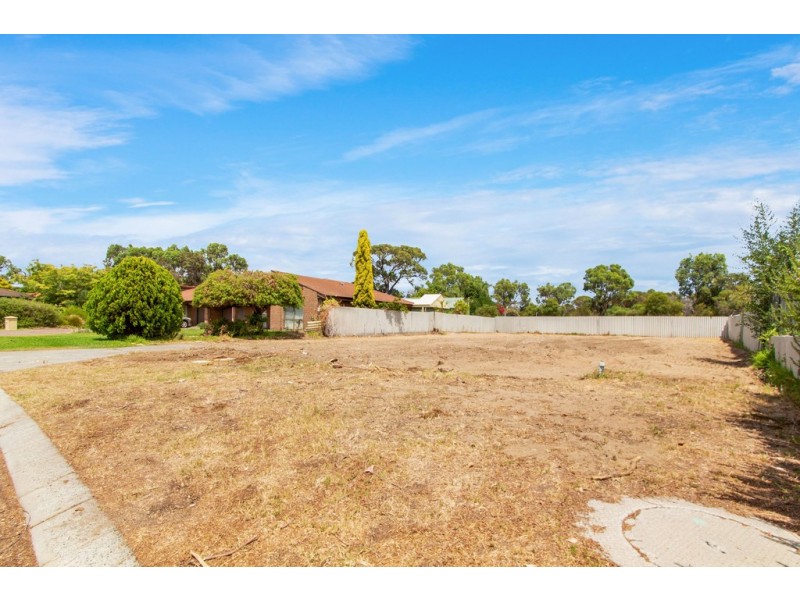 71 Wimbledon Drive, Kingsley WA 6026