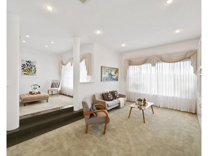 10 Kirribilli Court, Kallaroo WA 6025