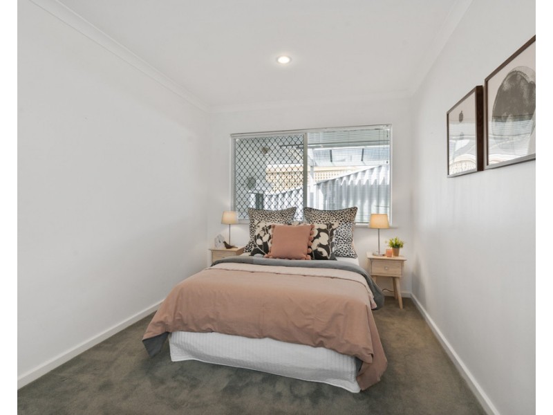 10 Kirribilli Court, Kallaroo WA 6025