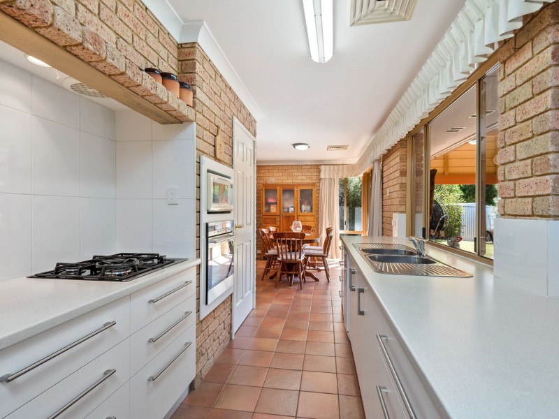 34 McDowell Crescent, Kingsley WA 6026