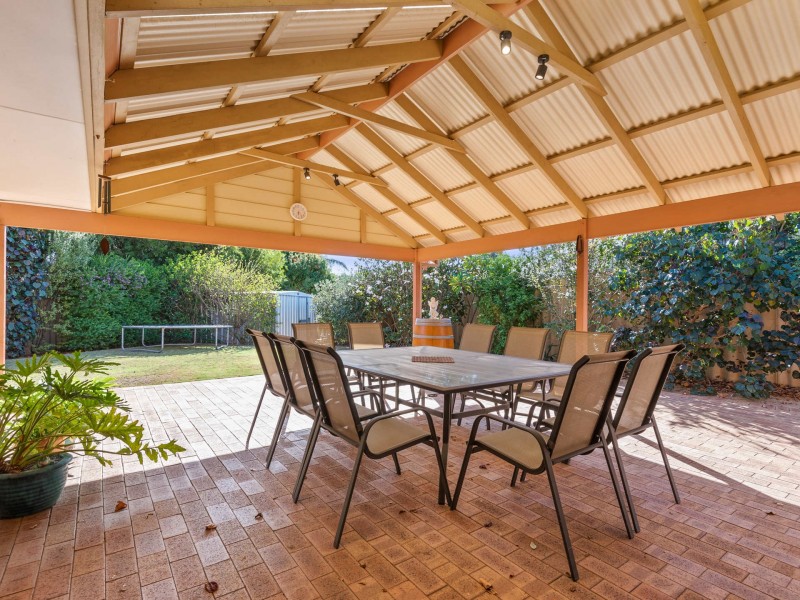 34 McDowell Crescent, Kingsley WA 6026