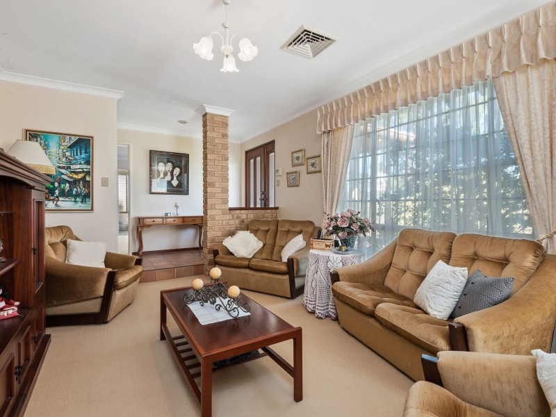 34 McDowell Crescent, Kingsley WA 6026