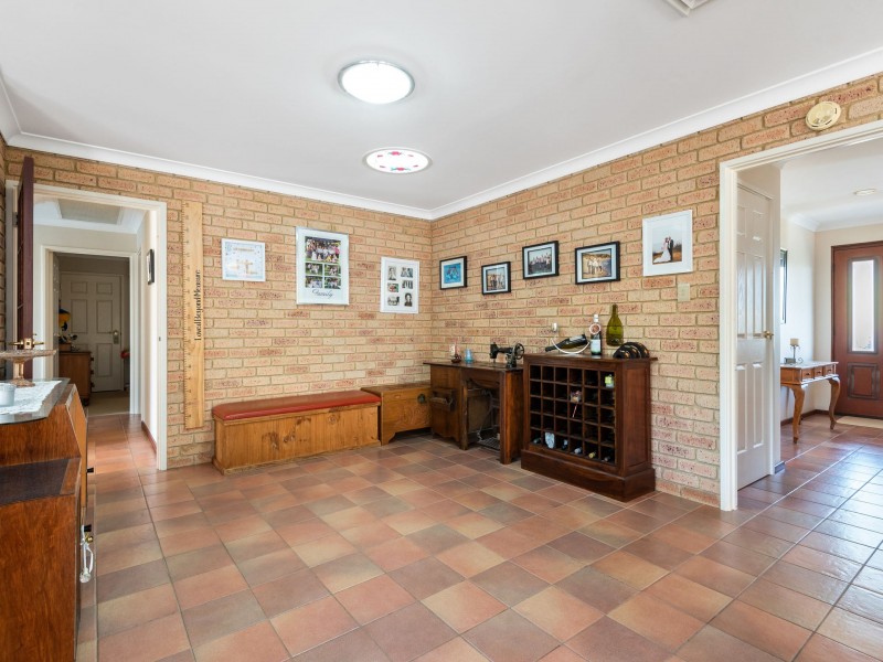 34 McDowell Crescent, Kingsley WA 6026