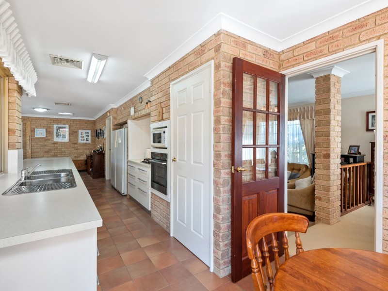 34 McDowell Crescent, Kingsley WA 6026