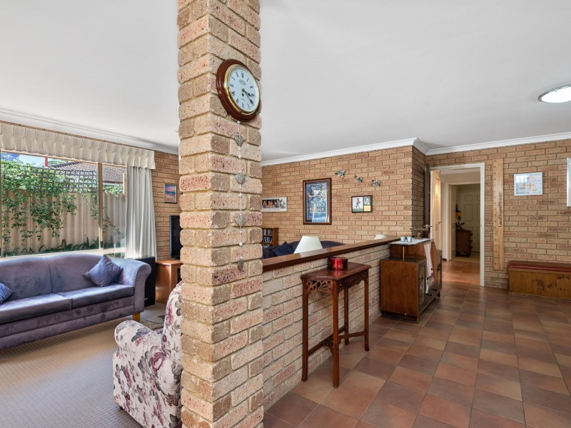 34 McDowell Crescent, Kingsley WA 6026