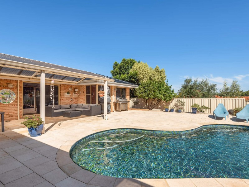7 Alperton Court, Kingsley WA 6026