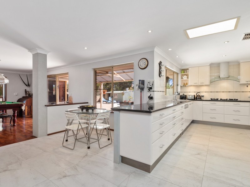 7 Alperton Court, Kingsley WA 6026