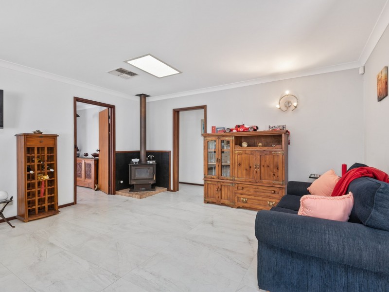 7 Alperton Court, Kingsley WA 6026