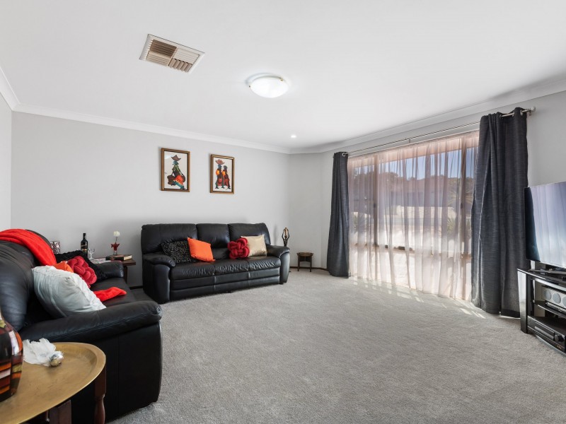 7 Alperton Court, Kingsley WA 6026