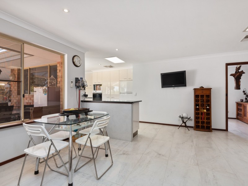 7 Alperton Court, Kingsley WA 6026