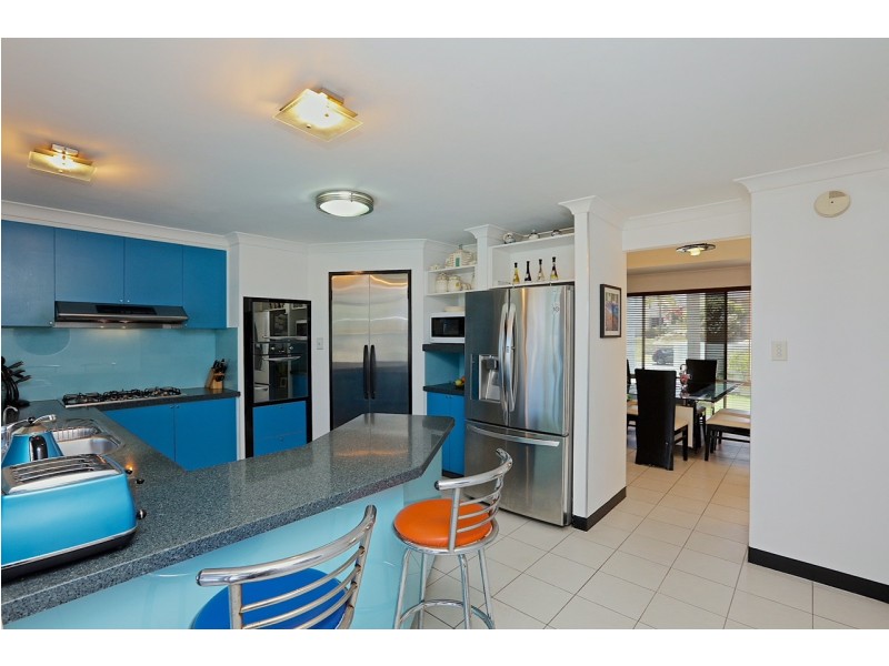 3 Castle Court, Kallaroo WA 6025