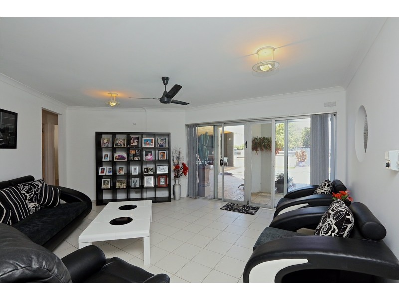 3 Castle Court, Kallaroo WA 6025