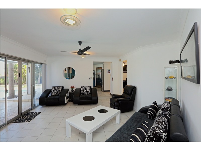 3 Castle Court, Kallaroo WA 6025