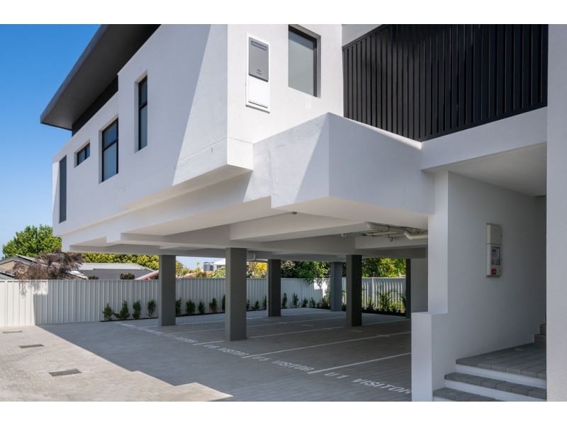 2/17 Methuen Way, Duncraig WA 6023