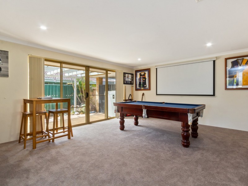 7 Bindoo Rise, Woodvale WA 6026