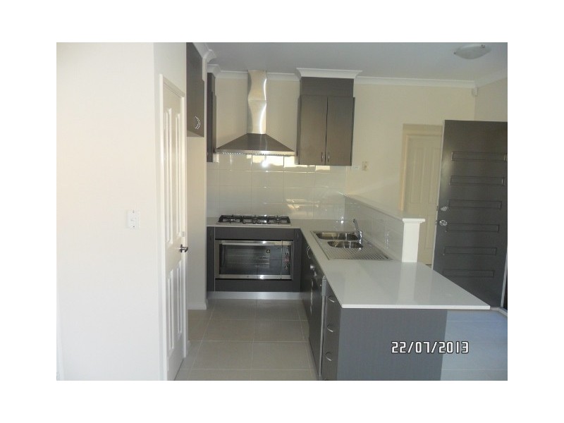 26-2 SKEIT RD, Darch WA 6065