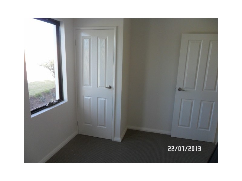 26-2 SKEIT RD, Darch WA 6065
