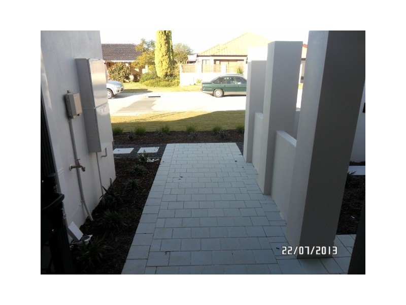 26-2 SKEIT RD, Darch WA 6065