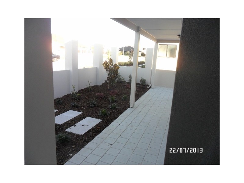 26-2 SKEIT RD, Darch WA 6065