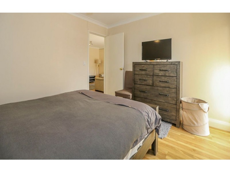 12 Gipsy Court, Beldon WA 6027