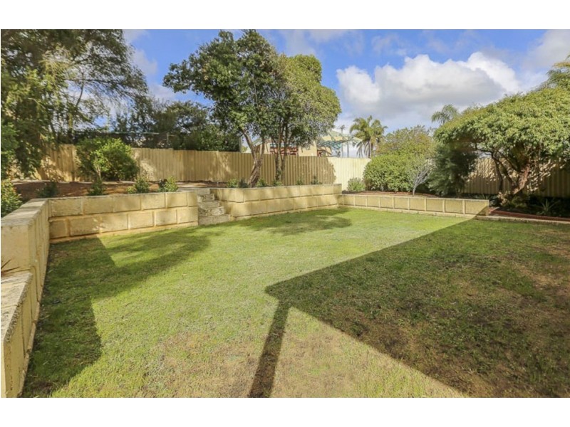 12 Gipsy Court, Beldon WA 6027