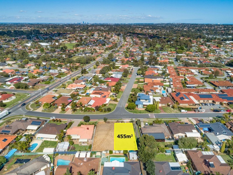 199 Twickenham Drive, Kingsley WA 6026