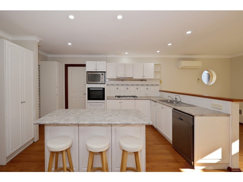 27 Maritana Road, Kallaroo WA 6025