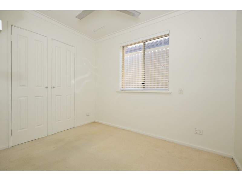 27 Maritana Road, Kallaroo WA 6025