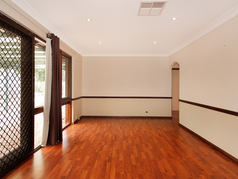 18 MADRONA CRESCENT, Greenwood WA 6024