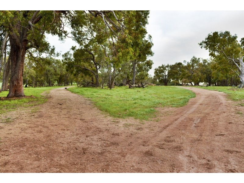 399 Reen Road, Gidgegannup WA 6083