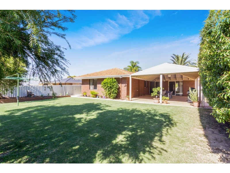 7 Coventry Court, Kingsley WA 6026