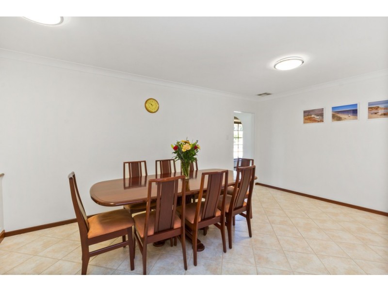 7 Coventry Court, Kingsley WA 6026