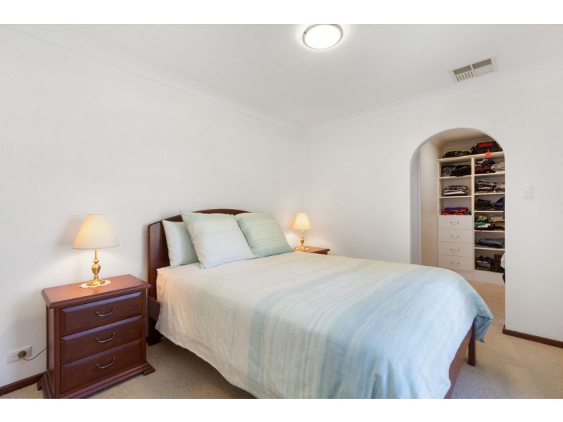 7 Coventry Court, Kingsley WA 6026