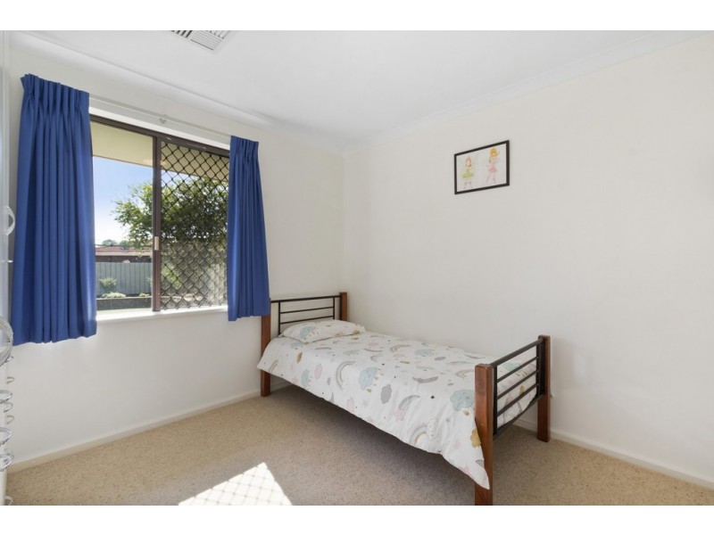 7 Coventry Court, Kingsley WA 6026