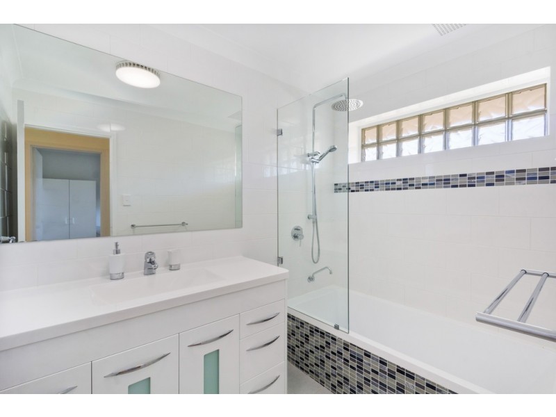 7 Coventry Court, Kingsley WA 6026