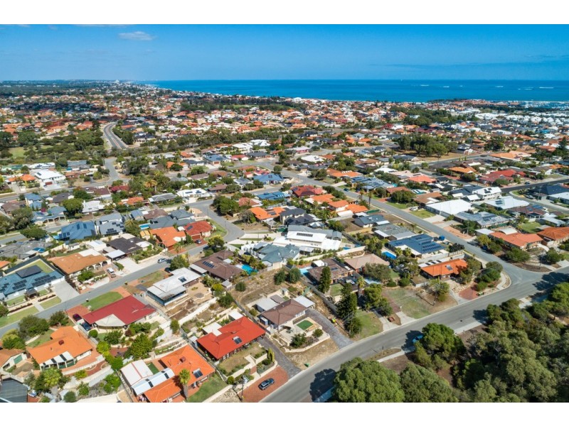 58 Lymburner Drive, Hillarys WA 6025