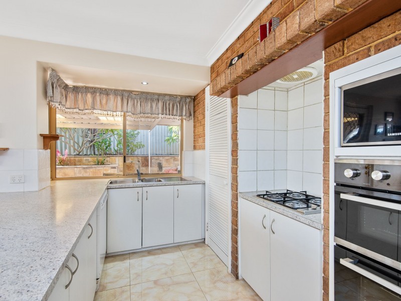 5 Hunt Lane, Kingsley WA 6026