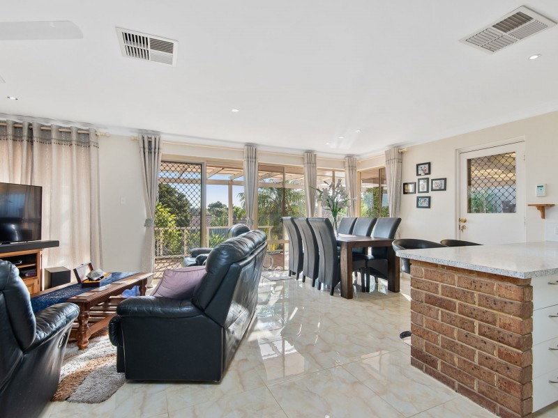 5 Hunt Lane, Kingsley WA 6026