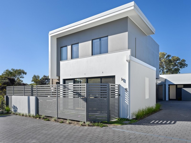 Lot 2/14 Ruthven Place, Duncraig WA 6023