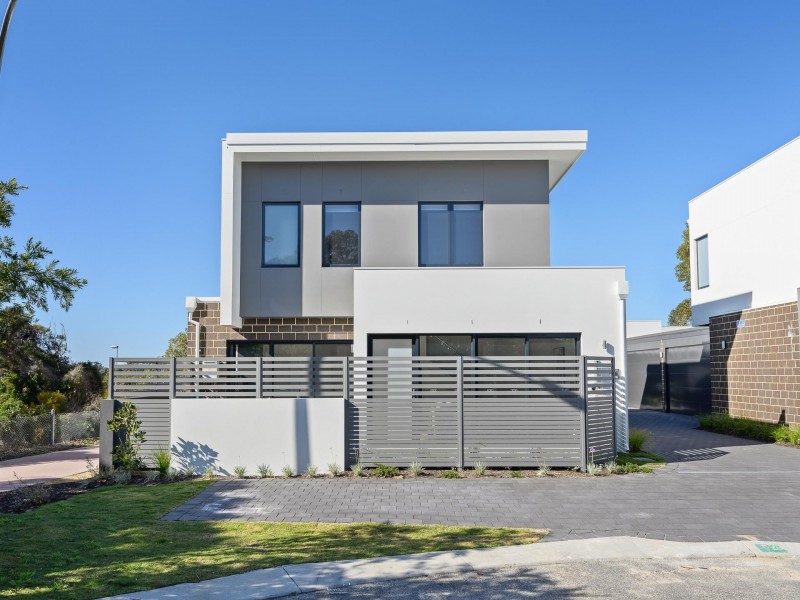 Lot 2/14 Ruthven Place, Duncraig WA 6023